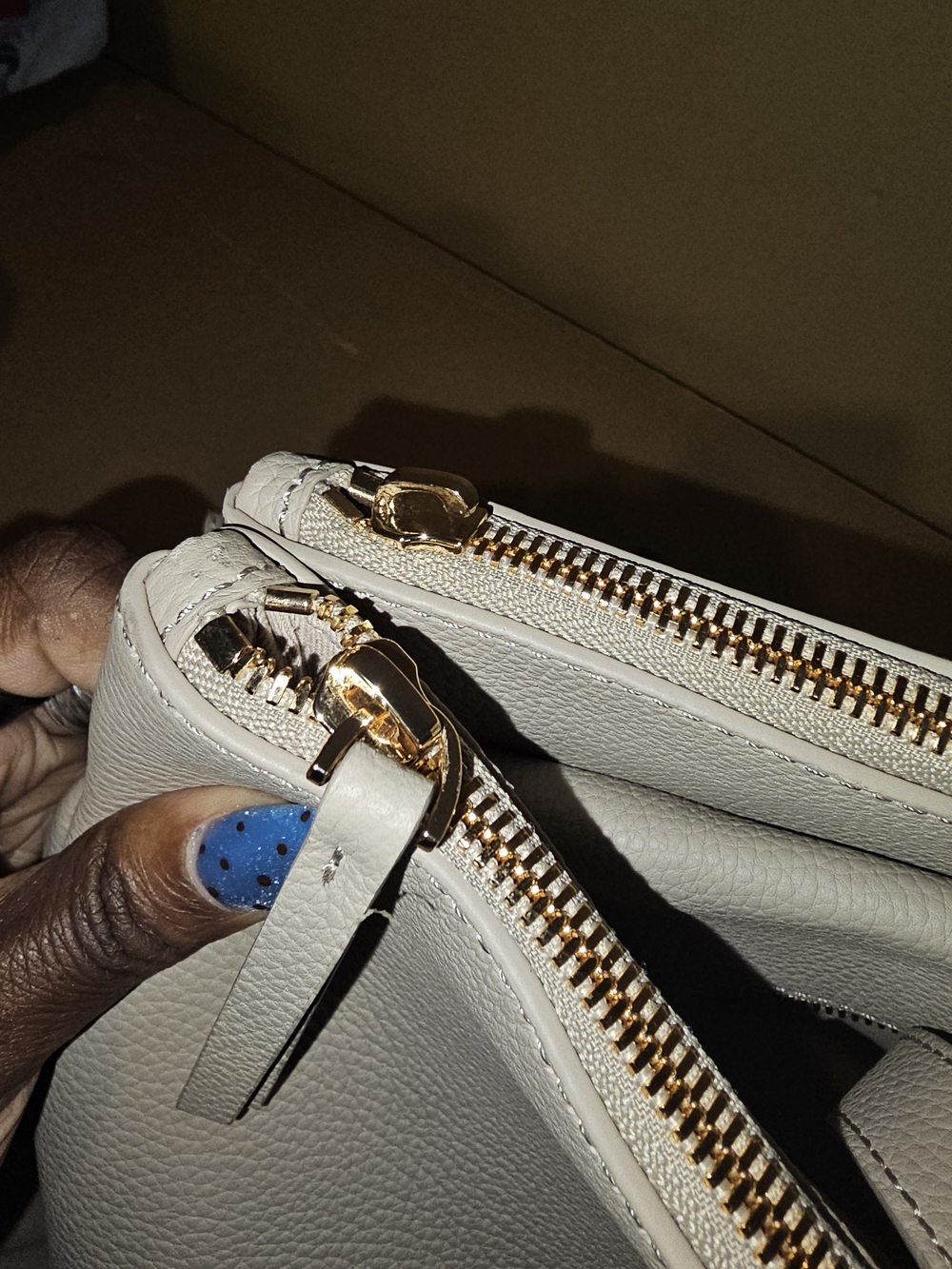 Quince Women's Beige Leather Tote Bag - Picture 5 of 8